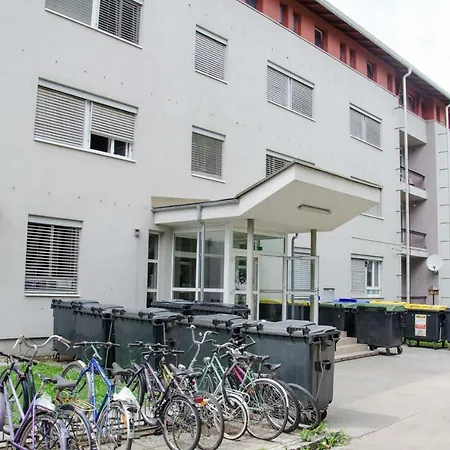 Rozna Dolina Hostal