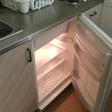 Rozna Dolina, Dom Xiv * リュブリャナ